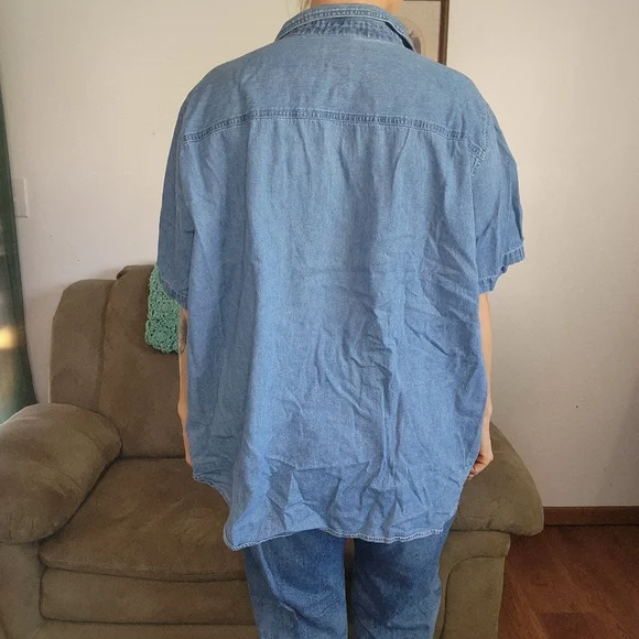 Vintage Cat Embroidered Denim Button Down Size XL - Picture 6 of 6